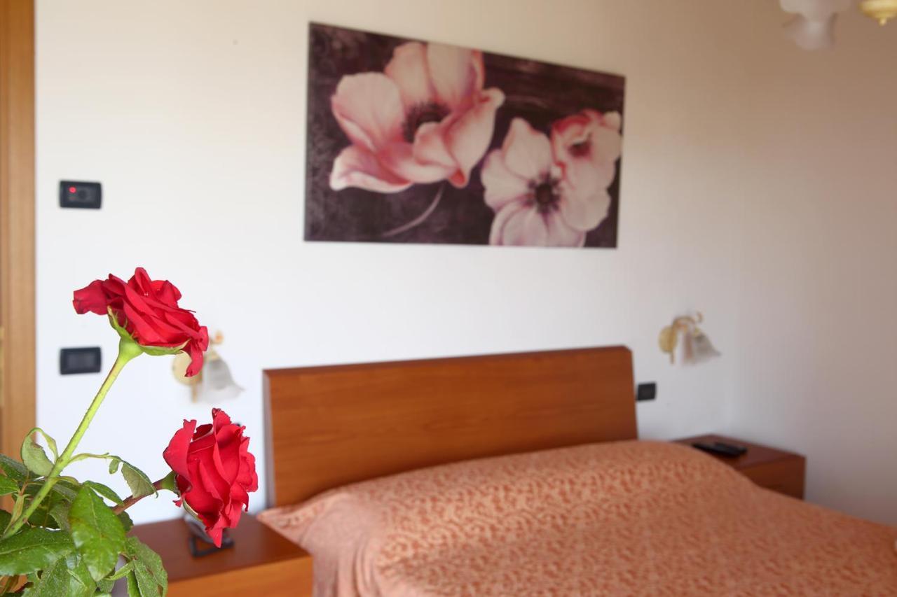 Agriturismo Moro Barel Vittorio Veneto Bagian luar foto